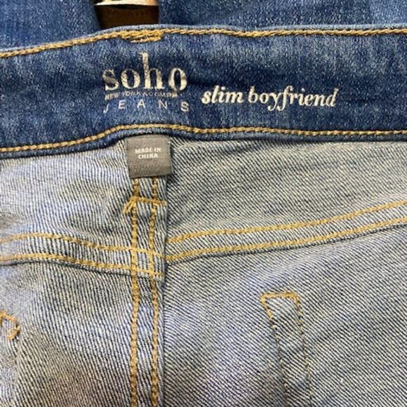SOHO Slim Boyfriend 5 pockets distressed with Blue stripping jeans, size 12 - Picture 5 of 5
